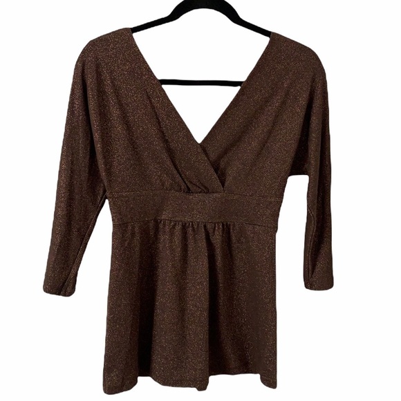 Express Plunging Neckline Three Quarter Sleeve Top - Picture 1 of 7
